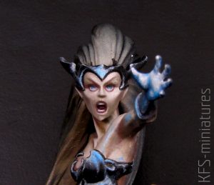 28mm Dark Elf Supreme Sorceress