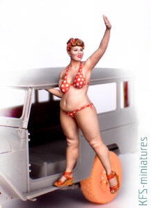 1/35 AMBER - Natural Pin-up