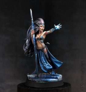 28mm Dark Elf Supreme Sorceress