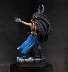 28mm Dark Elf Supreme Sorceress