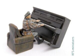 1/48 The Kharkov pianist