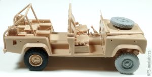 1/35 Land Rover  Defender road wheels (Good Year) - Panzer Art